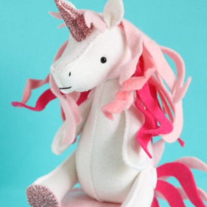 U IS FOR UNICORN felt softie pattern
